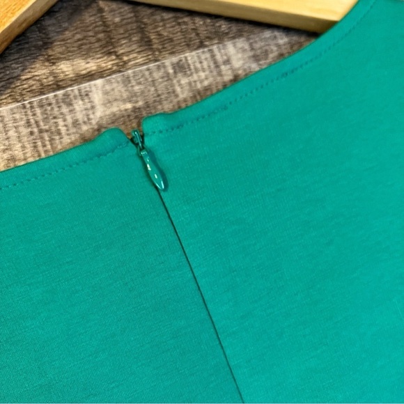 NWT Talbots Vivid Jade Business Casual Top - Picture 5 of 7